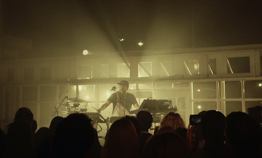 Laptop Tracks To Live Performance