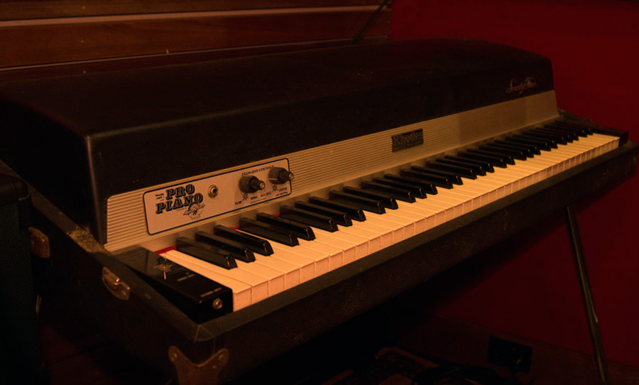 Fender Rhodes