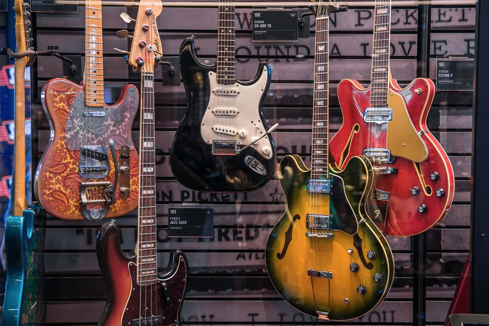Songbirds Guitar Museum