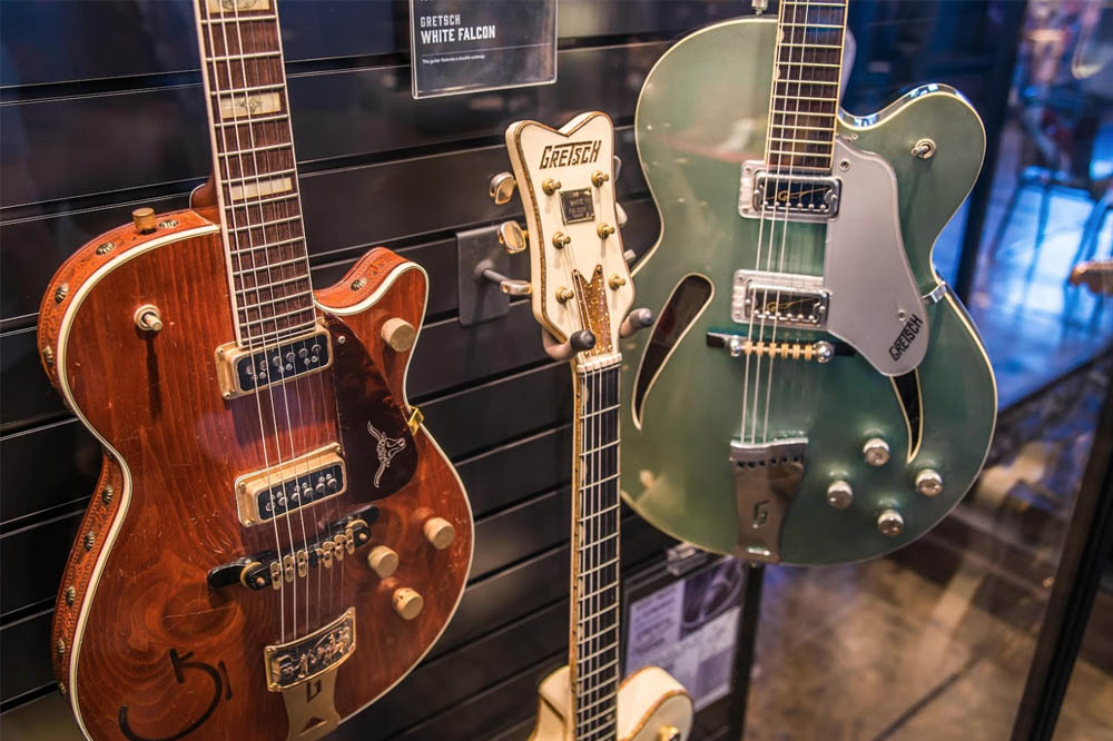 Songbirds Guitar Museum
