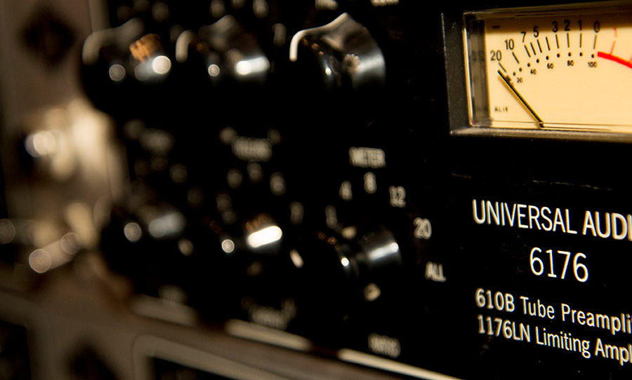 Universal audio preamp
