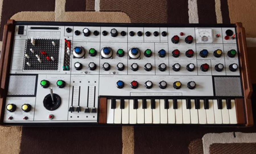 EMS Synthi KB1