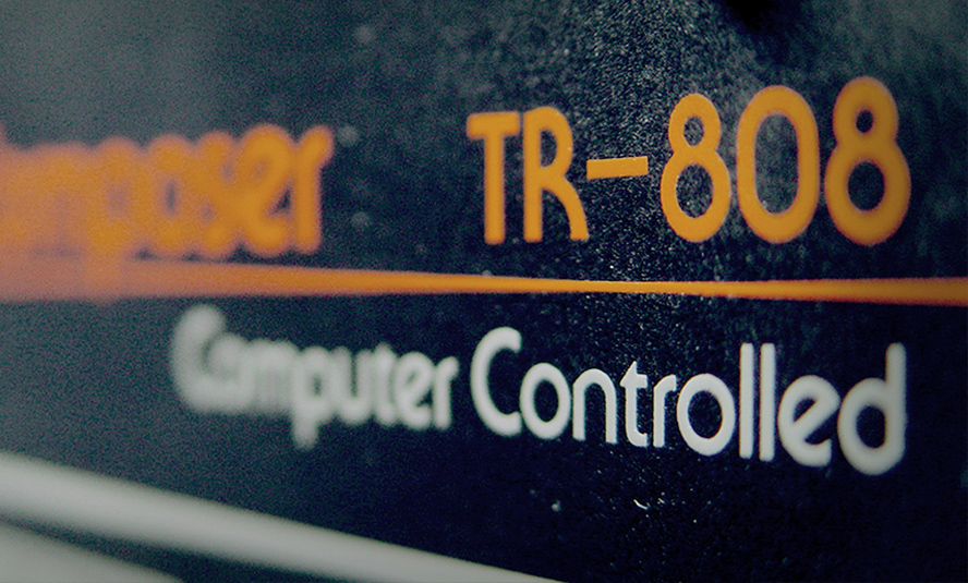 TR-808