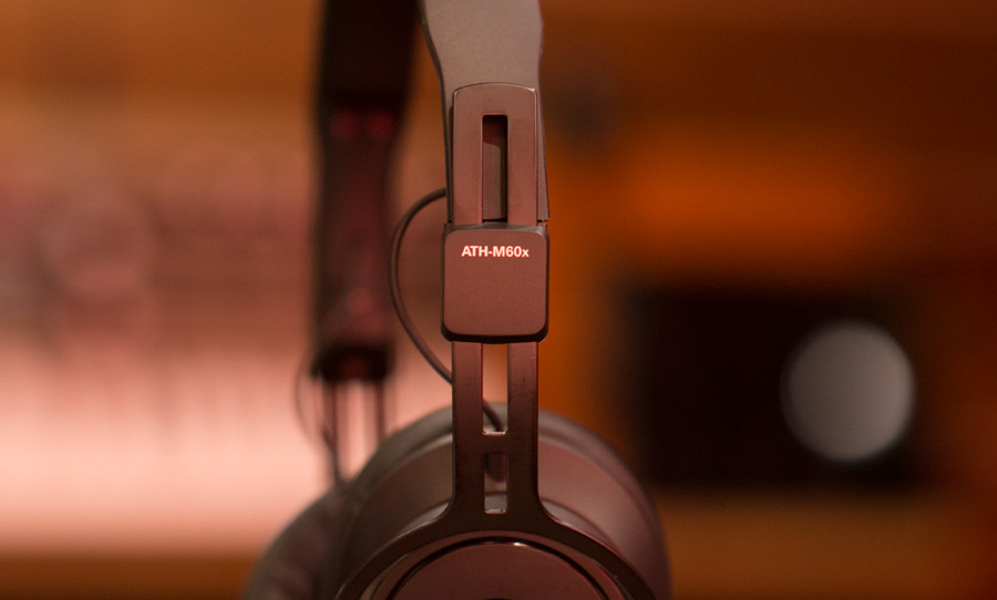 audio-technica ath-m60x professional monitoring headphones