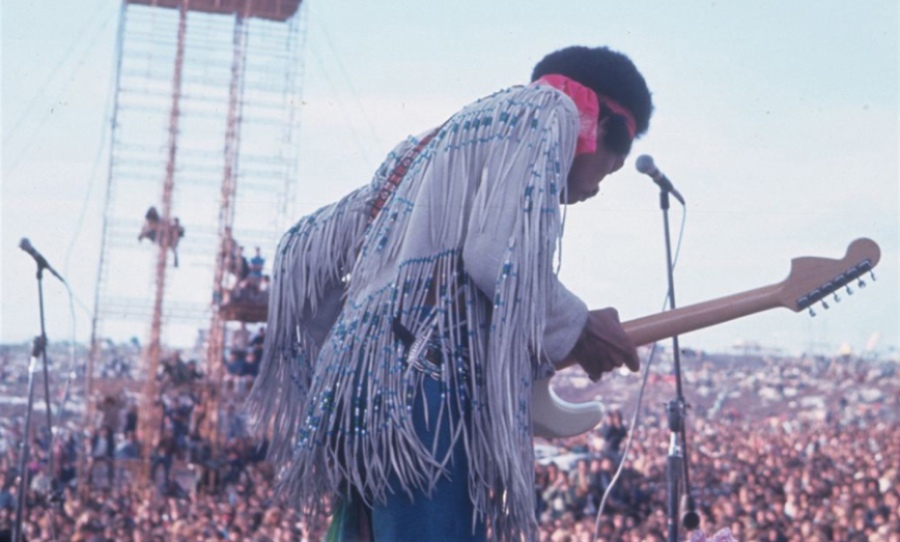 Play It Loud: Instruments of Rock and Roll